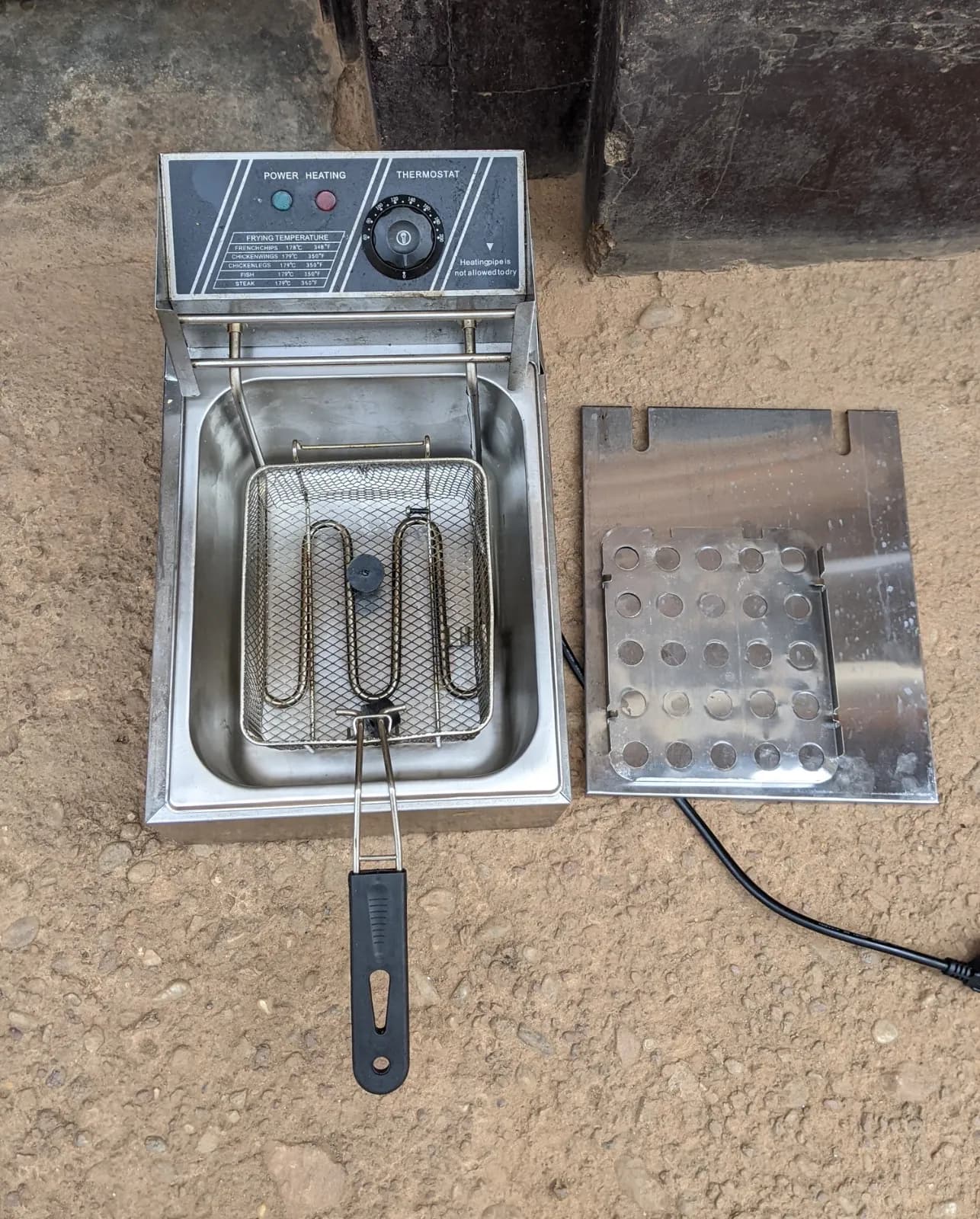 Deep fryer for sale in Kigali